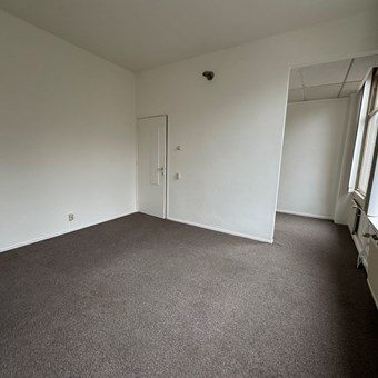 Breda, de Roy van Zuidewijnlaan, studentenkamer - foto 2