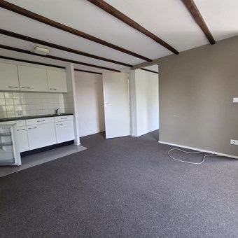 Breda, Teteringenstraat, semi zelfstandige studio - foto 2