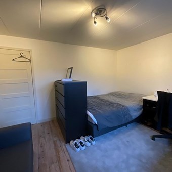 Arnhem, Van Oldenbarneveldtstraat, studentenkamer - foto 2