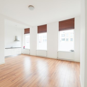 Breda, Emmastraat, semi zelfstandige studio - foto 2