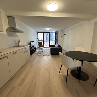 Helmond, Steenweg, portiekflat - foto 2