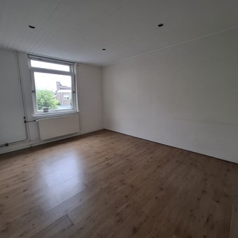 Breda, Heuvelplein, kamer - foto 3