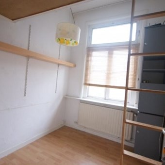 Breda, Menno van Coehoornstraat, kamer - foto 3