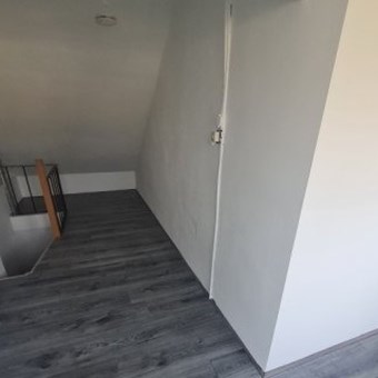 Roosendaal, Gerard ter Borchstraat, semi zelfstandige studio - foto 3