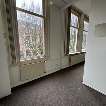 Breda, de Roy van Zuidewijnlaan, studentenkamer - foto 3