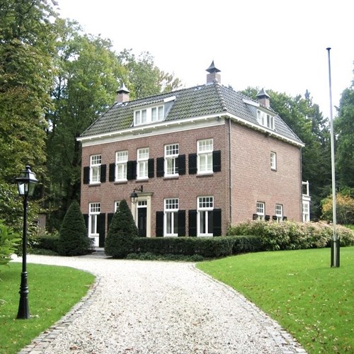 Breda, Burgemeester de Manlaan, bovenwoning - foto 1
