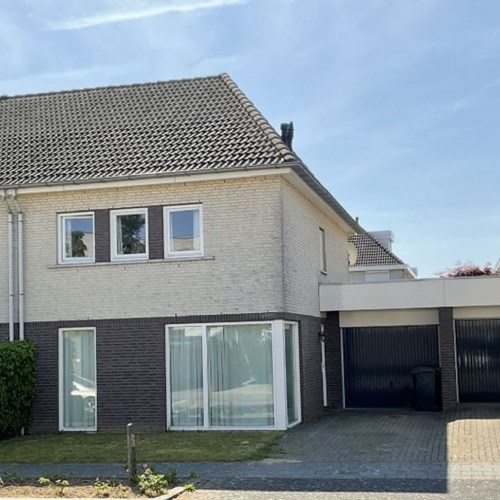 Brunssum, Sleper, 2-onder-1 kap woning - foto 1