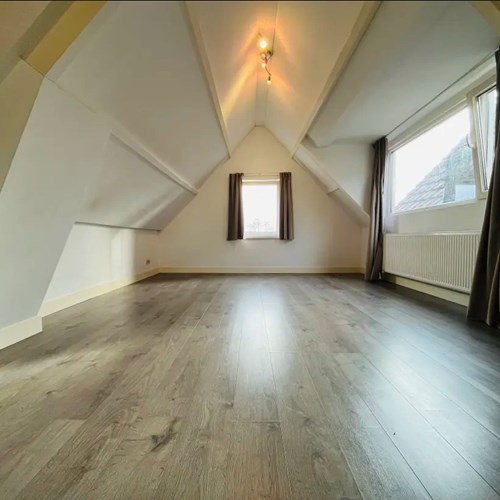 Rotterdam, Zuidhoek, 4-kamer appartement - foto 1