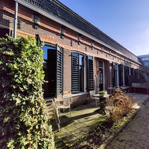 Bolsward, Nieuwmarkt, tussenwoning - foto 1