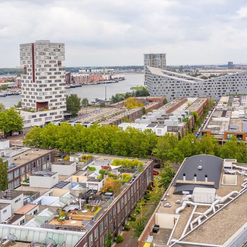 Amsterdam, D L Hudigstraat, drive-in woning - foto 1