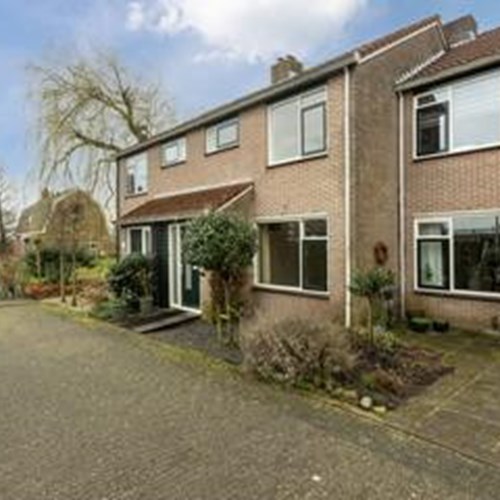 Sint Pancras, Plaatjes, tussenwoning - foto 1