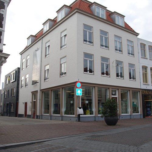 Breda, Pelmolenstraat, portiekflat - foto 1