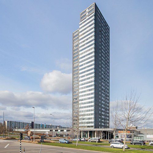 Eindhoven, Winkelcentrum woensel, galerijflat - foto 1