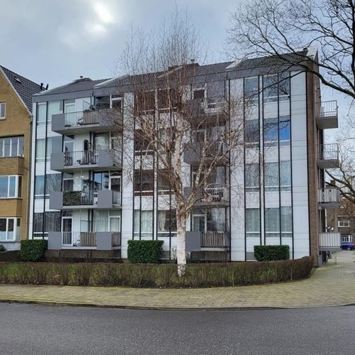 Maastricht, Oranjeplein, portiekflat - foto 1