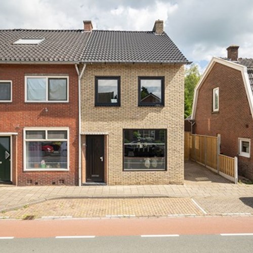 Enschede, G.J. Van Heekstraat, hoekwoning - foto 1