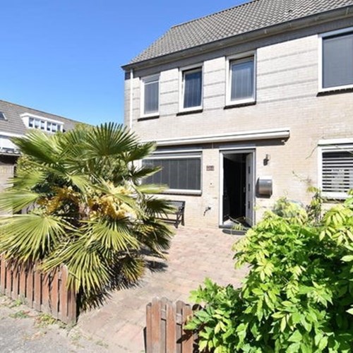 Purmerend, Cornelis Edelmanstraat, hoekwoning - foto 1