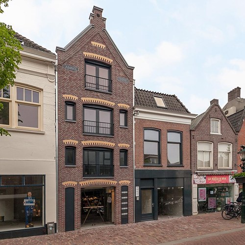 Alkmaar, Laat, bovenwoning - foto 1