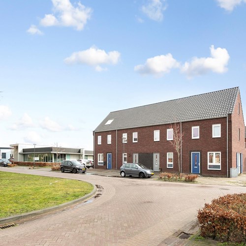 Lage Mierde, Grote Hassel, tussenwoning - foto 1