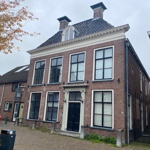 Grou, Raadhuisstraat, bovenwoning - foto 1
