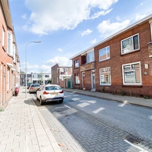 Dordrecht, Helmersstraat, eengezinswoning - foto 1